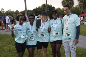Participants at the Hustle to End Hunger 5K