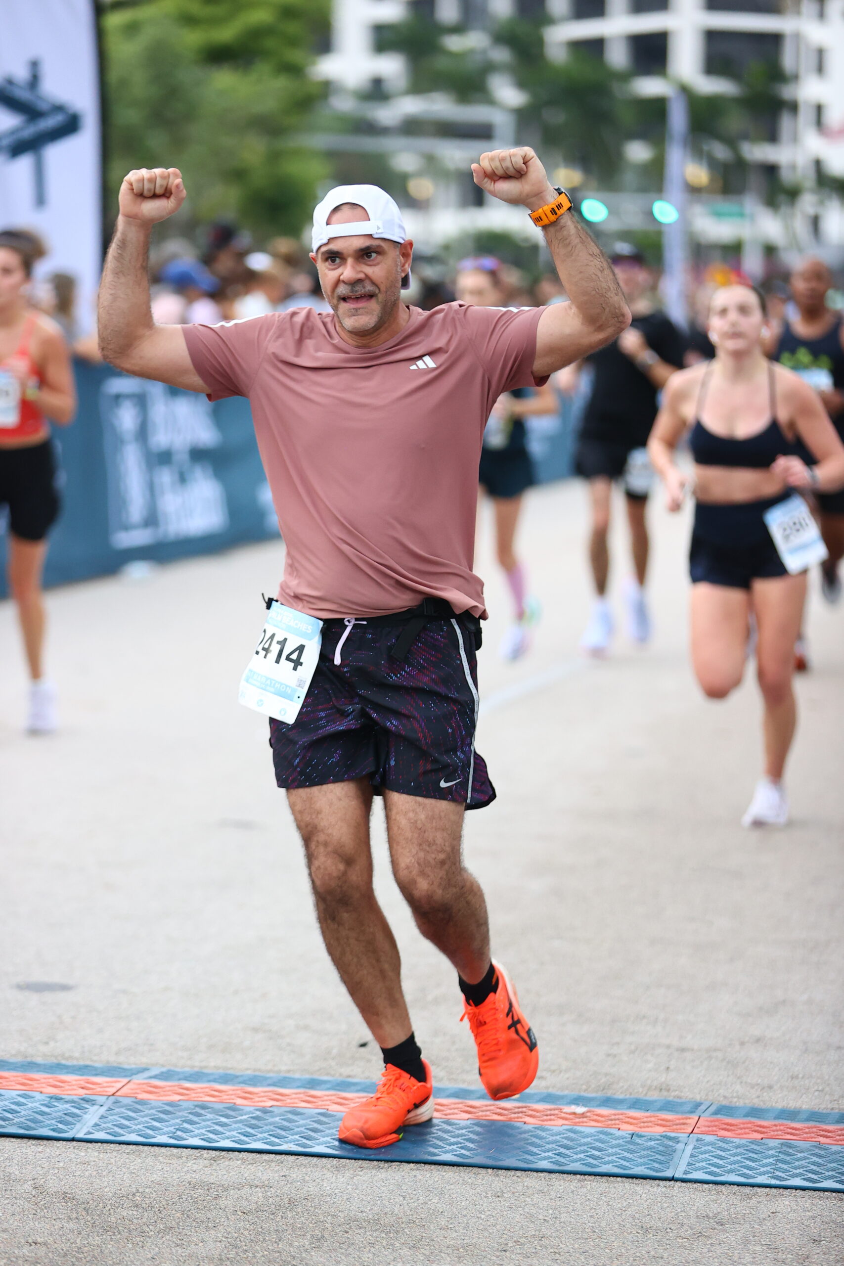 Palm Beaches Race Series runners